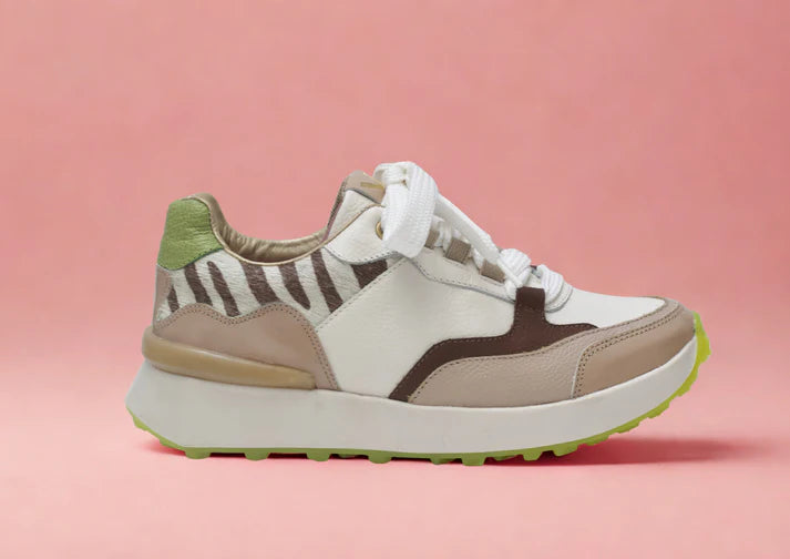 MARIANELLA NEGRO - zapatilla de cuero para mujer.