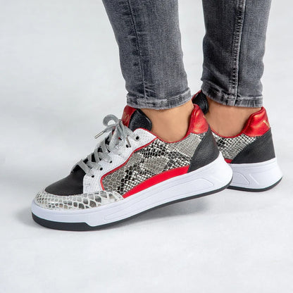 MILA ROJO - Zapatilla en cuero para mujer.