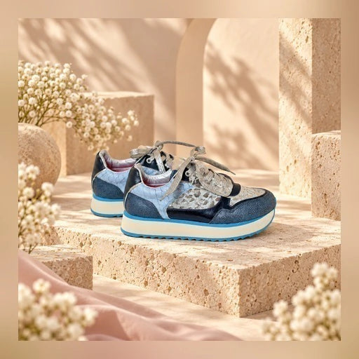ANTONELA AZUL - zapatilla de cuero para mujer